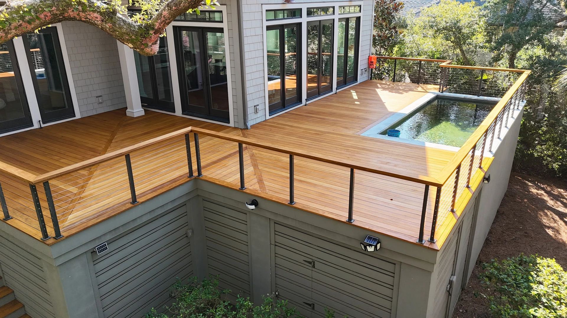 Garapa Deck Restoration — Deck seating area